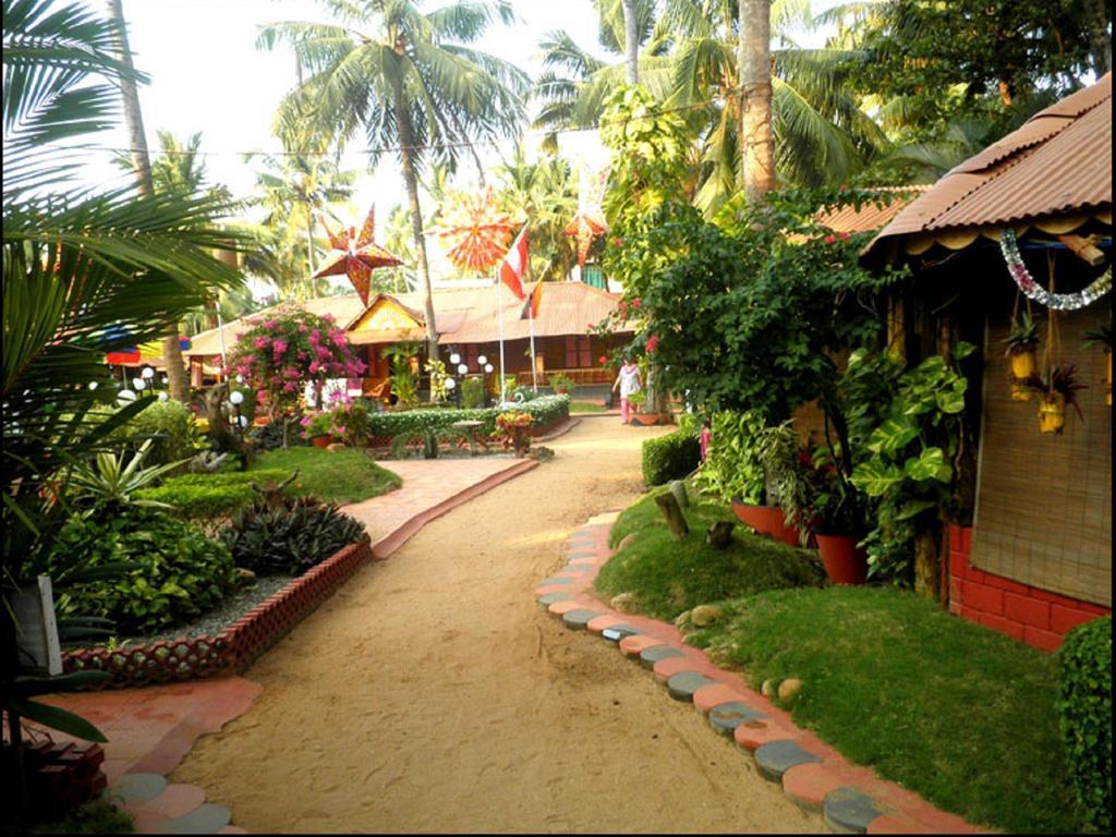 Kerala Bamboo House Hotel Varkala Luaran gambar