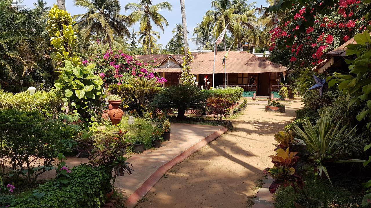 Kerala Bamboo House Hotel Varkala Luaran gambar