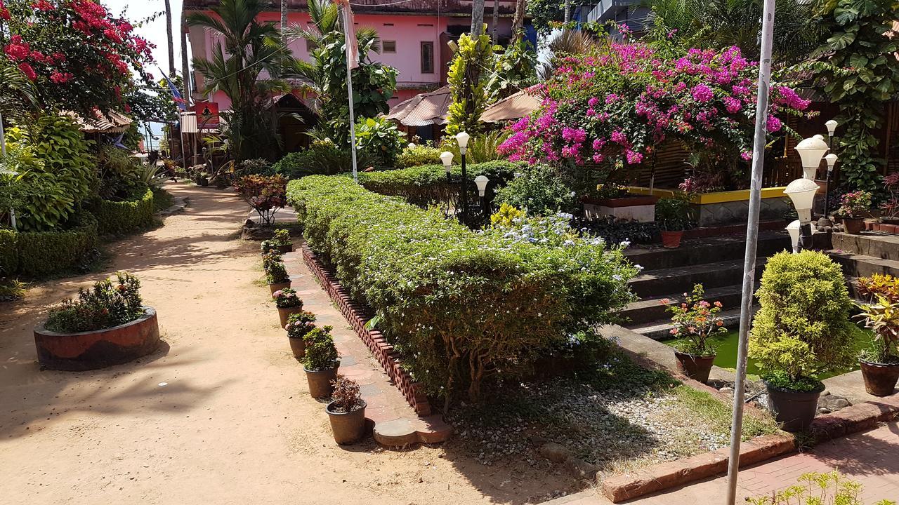 Kerala Bamboo House Hotel Varkala Luaran gambar
