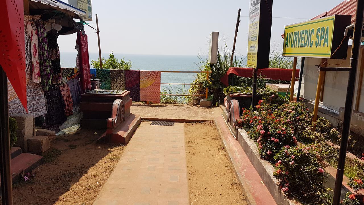 Kerala Bamboo House Hotel Varkala Luaran gambar