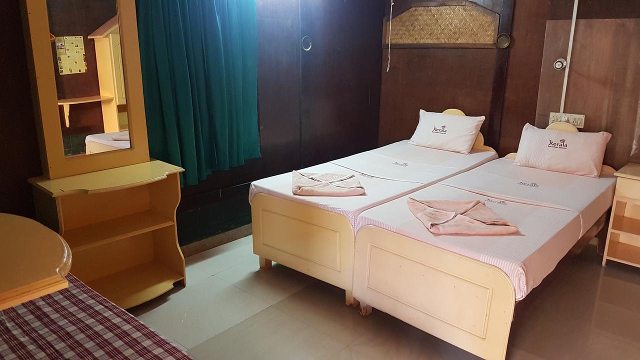 Kerala Bamboo House Hotel Varkala Luaran gambar